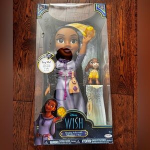 Disney Asha Singing Doll in Lavender Outfit with Gold Star Pet